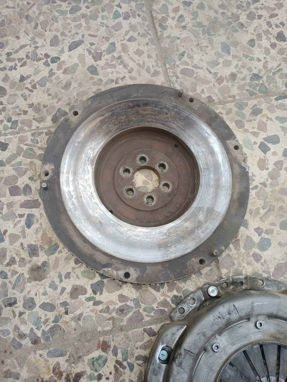 السلام عليكم كير وسلندر وكور ضفيرة وعقل وكلج وسلف وداينمو ومجاول وعينة وصينية وفلاوين ودكشن حار وبارد ‏‪***********‬‏
