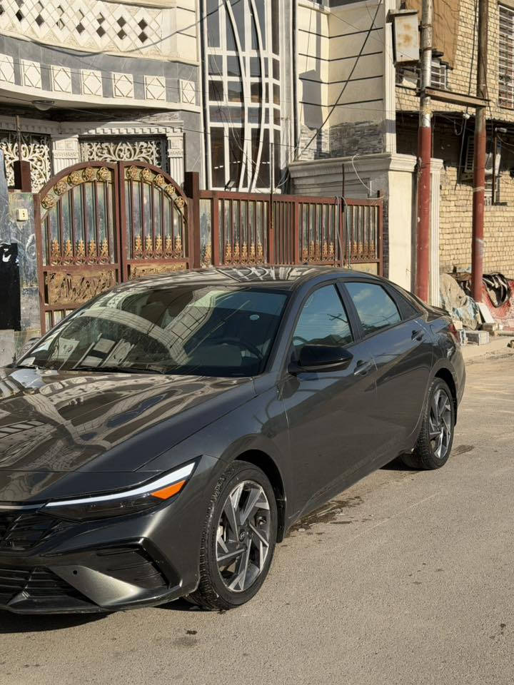 النترا موديل 2025 دخول جديد لون زيتوني 
ماشية 5 الاف زيروو آلاف محرك 2000 دوش
 صور الحادث موضح بالنشور بنيد مصلح نفسه  
دعاميه الاصليه نفس الون بدون ودواخل كفاله 
 السيارة ليبل واحد كفالة وبدون تبديل بدون فتح بدون دواخل
بصمه ويل كب تلفون شاحن 
داخل جلد ابيض تحكمات تشغيل عن بعد 
شاشا كبيره كار بلي درايف مود 

السعر 152
العنوان بغداد بلديات 
الهاتف ***********
