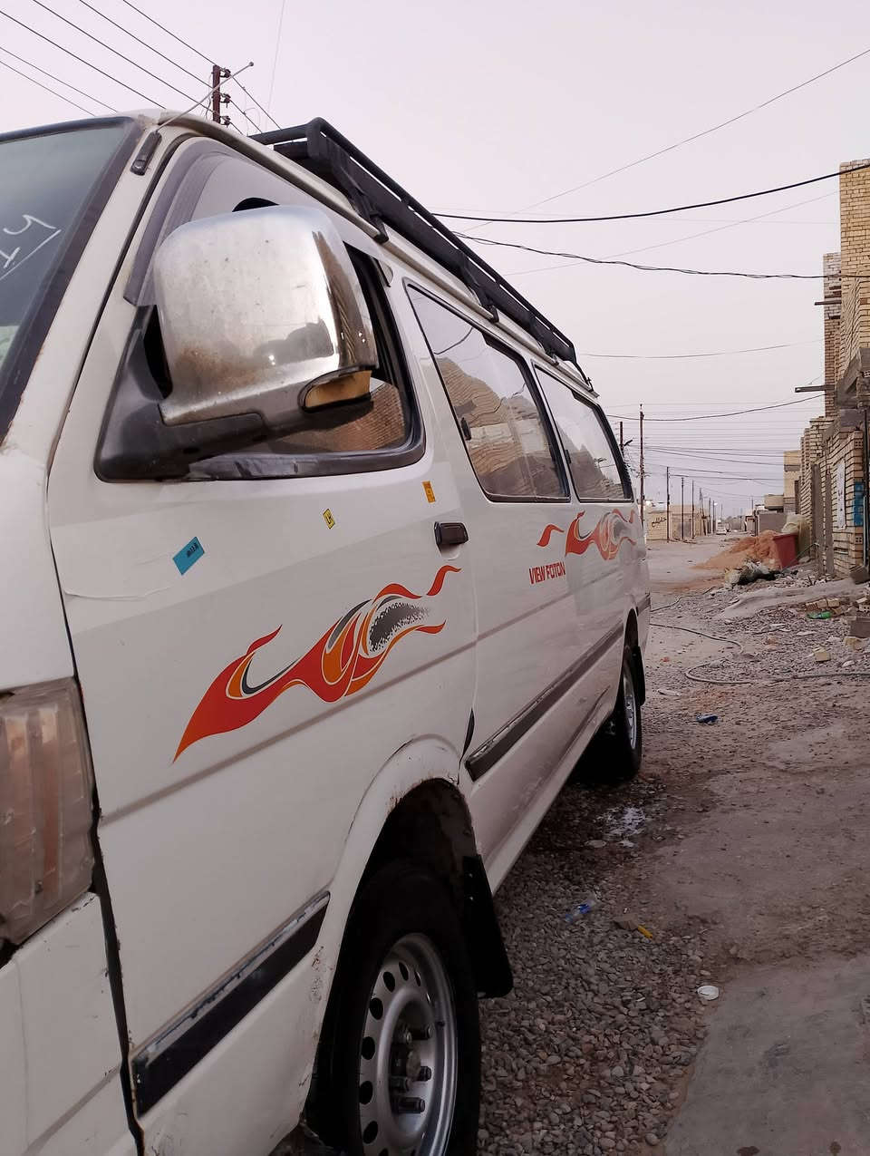 سلام عليكم
فتون للبيع موديل14 سياره بلاديه من طول ل طول
مكينه كير كسن بلادي رقم نكليزي سنويه ل29  
دوشمه نضيفه لمكان بغداد سعر73وبيه مجال بعد تفاصيل 
ع رقم ***********
