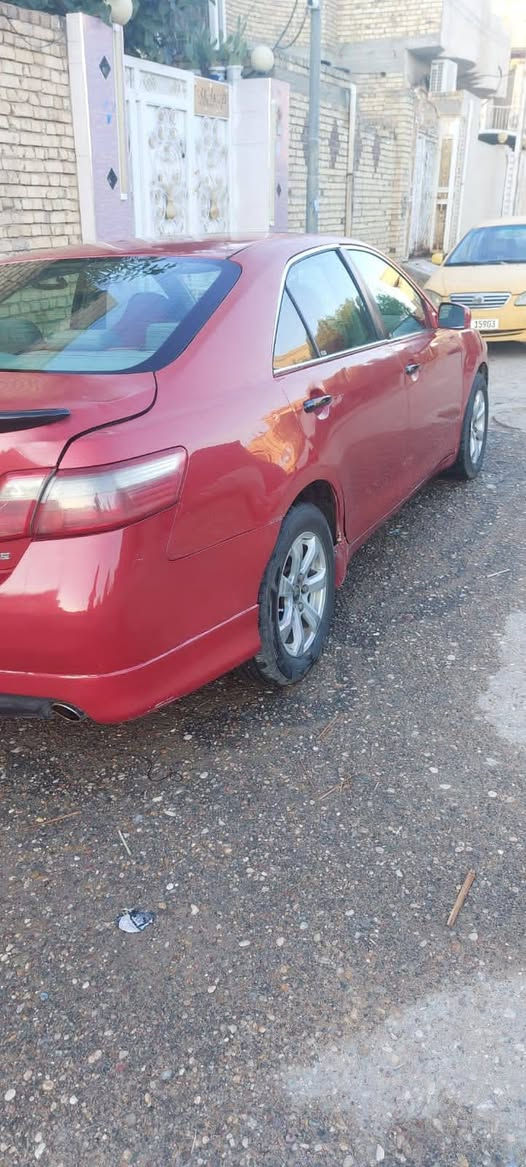 السلام عليكم كامري موديل ٢٠٠٧ رقم بصره شرط تحويل وارد امريكي فول مواصفات محرك ٢٤٠٠ فتحه سقف شاشه كامره كشن كهربائي  دواخل نظيفه البدي شوف العين بيه صبغ قطع قليله للبيع السعر ٧٠ وبيها مجال المكان ميسان ..للتواصل على الرقم ***********
