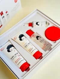 مجموعة كوجي سان • ٥ قطع • تفتيح البشرة