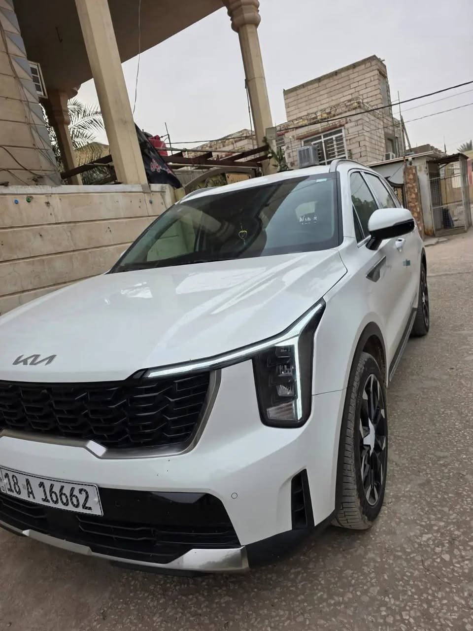 سيارة  سورنتا 2025 زيرو والي يحب يسفسر *********** بل خدمه
