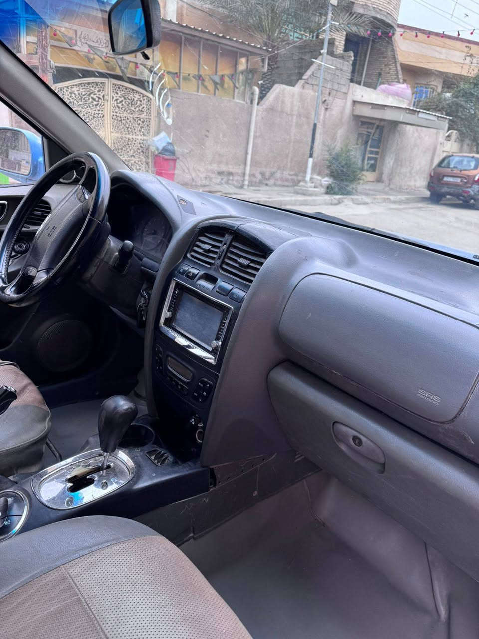 السلام عليكم سنتافيه 2004 سته سلندر رقم بغداد دولي السياره باسمي تحويل ثاني يوم  المكان بغداد مصبوغه عام للجماليه. السعر 60 وبيها مجال ***********. غير متواجد عالفيس
