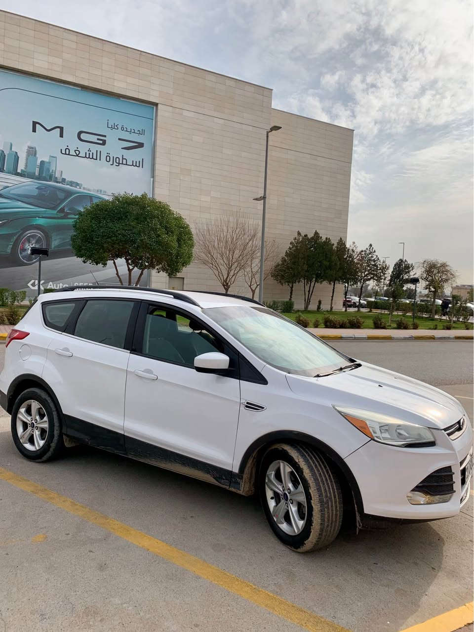 فۆڕد ئیسکەیپ 2016
مەکینەی ١.٦ ی تۆڕبۆی ٤ پستۆن
دوو پارچەی بۆیاغە چاملغ و دەرگای سایەق
هیچ ئێرباگی نەتەقیوە
شاشە گەورە
پێش و پشتی کەپسە
ژمارەی تەلەفۆن : 
*********** أربيل, العراق
