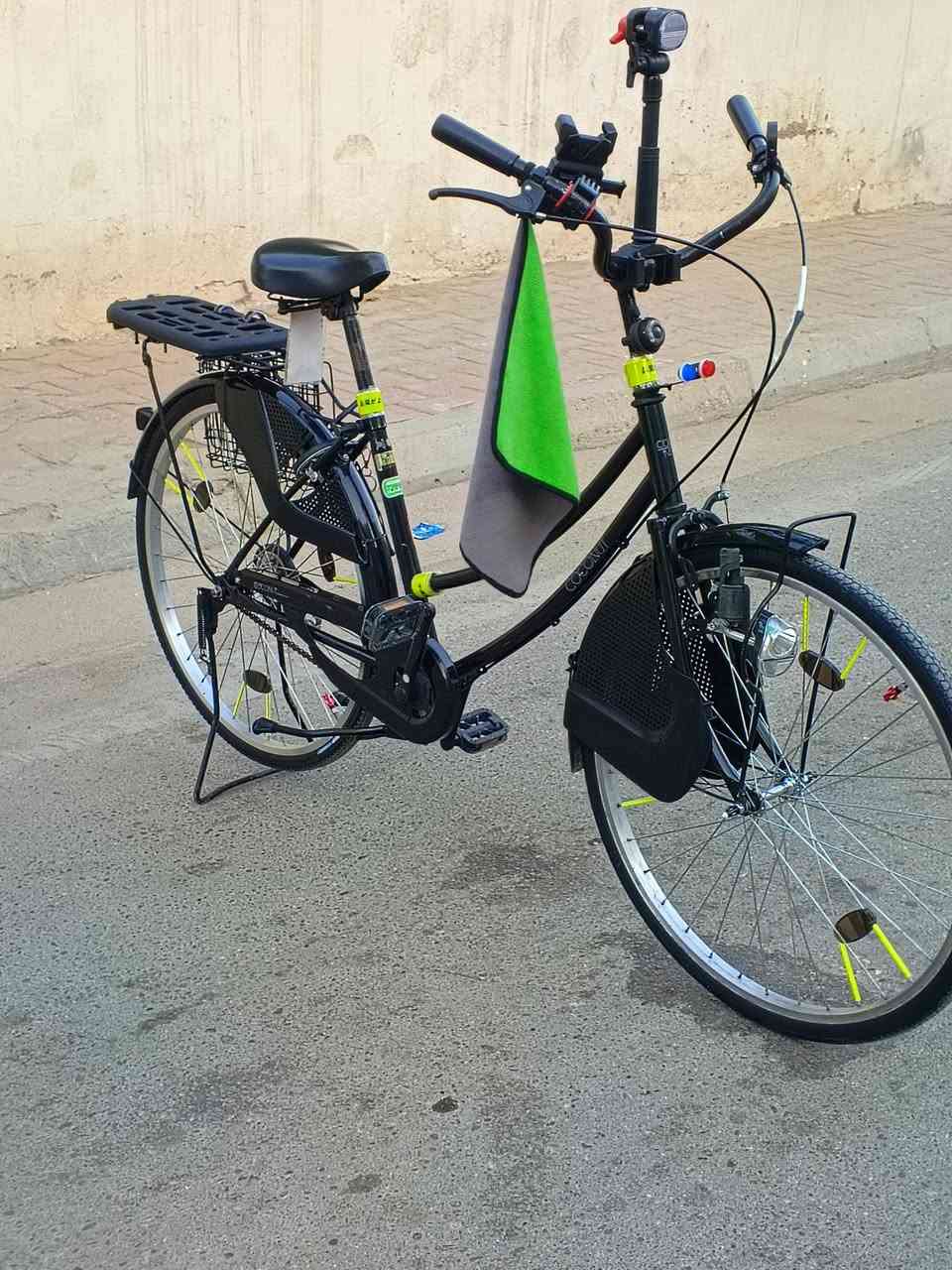 للبيع لسعر 125 وبي مجال حك لجيه باسكل لون اسود ياباني شرط حاويه موديل 2019 ضرباته وخفيفه كلش لباسكل كفاله معتاز فلوس ومستعجل على بيعته لو ما معتاز مابيعه رقم ***********
