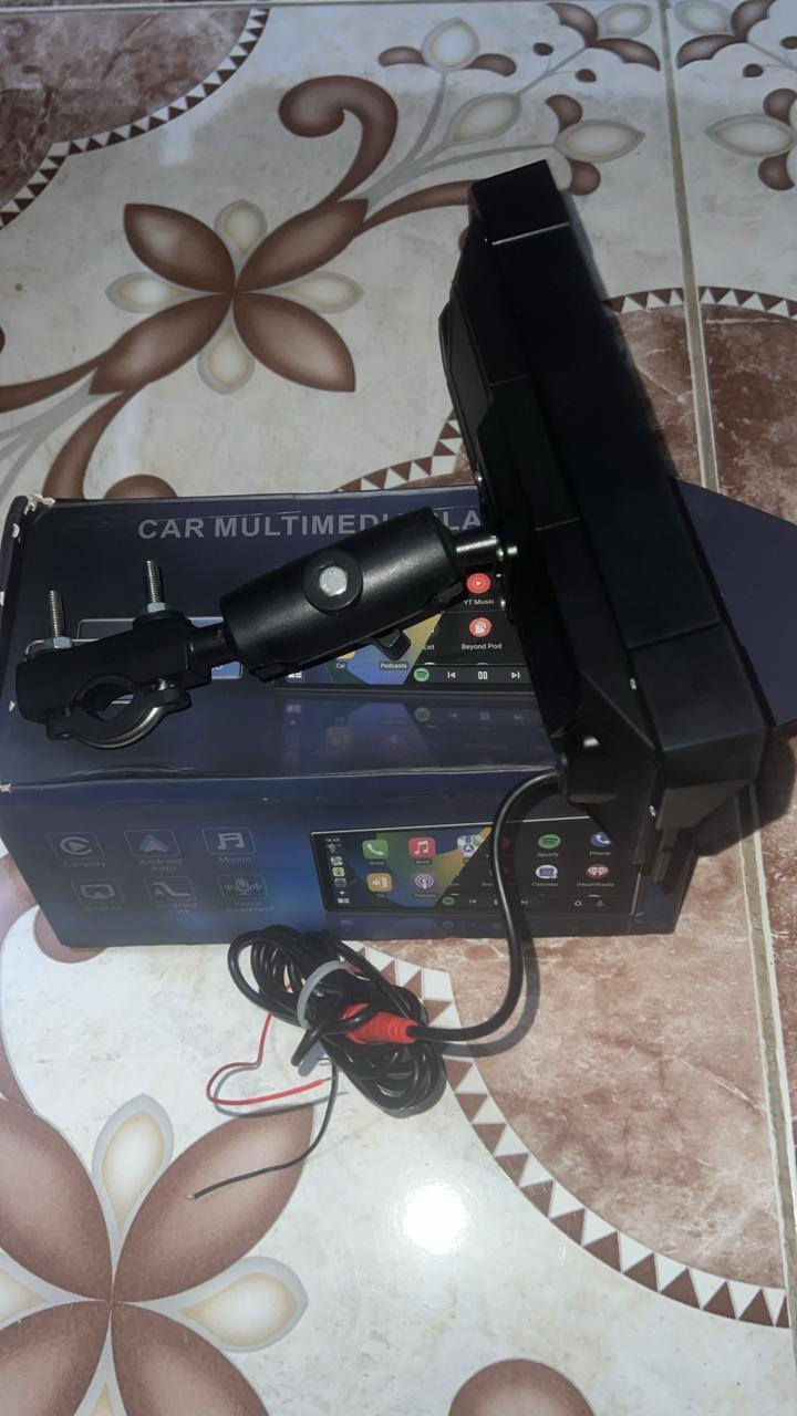 شاشه مال دراجه للبيع حجم الشاشه 9 انج كار بلي شعرها 60 وبيها مجال الرقم ***********
