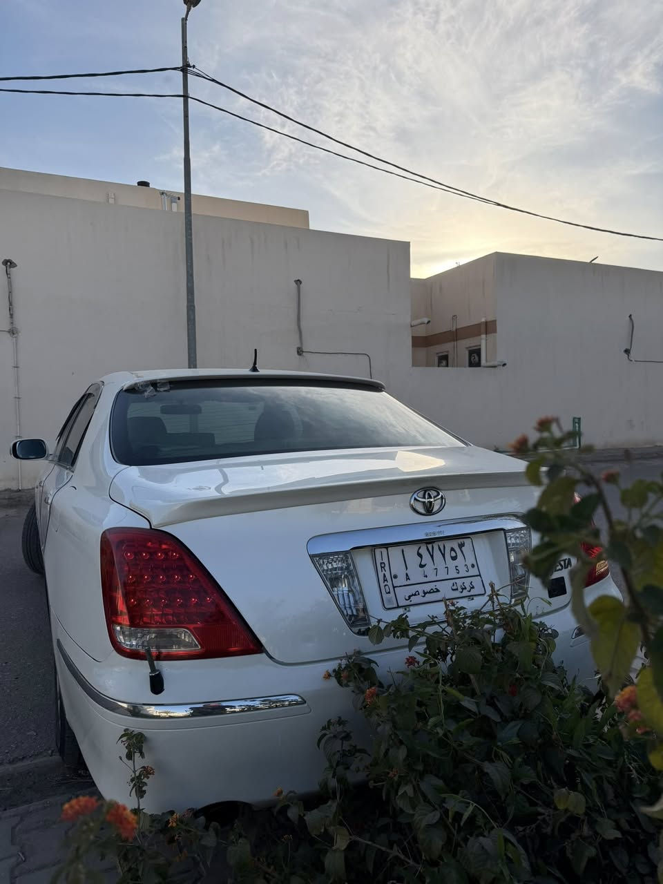 الهم صلي على محمد 
تيوتا كراون  ماجسته قرار مفحوصه فقط رقم كركوك حديد وكاله ثاني يوم كفاله عامه أربع دكم شاصي 84 تبريد خلفي اشاير بل المري تخم تاير 
 مكينه كير كفاله باتري جديد تحوي نجف السعر 90 وبيه شويه مجال بيع مستعجل العنوان النجف  كشنات مخمل 
*********** ملاحضه لا ابيع دين ولا مراوس
