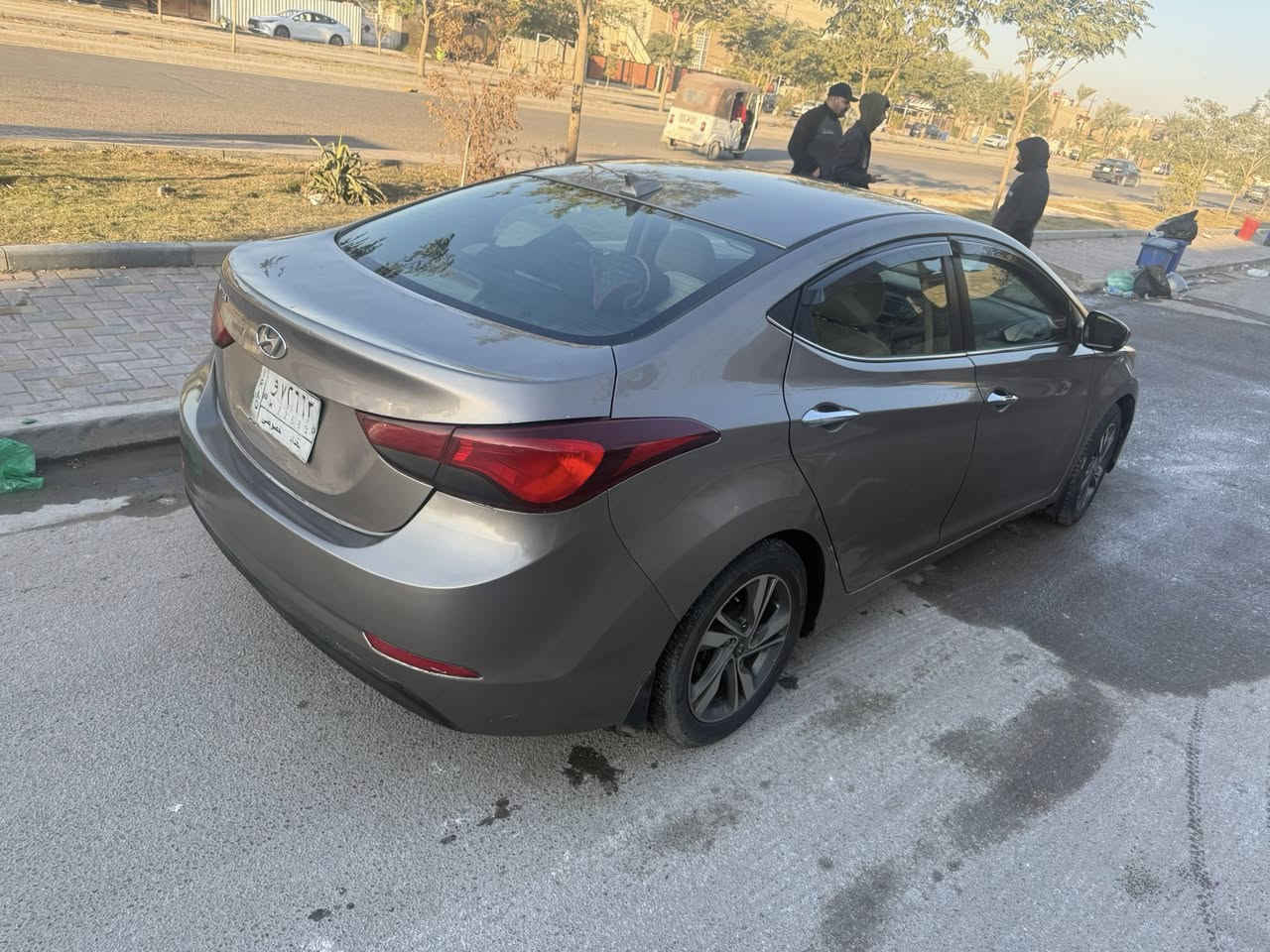 سلام عليكم للبيع او مراوس  سياره ألنترا  2014سياره كلش حلوه (بيه صفحه صبغ صفحه سايق تكم شواطي مابيه سياره كلش حلوه مكينه دوش ويل كب داخله نضيف كشنات تدفئه كامرا خلفيه  رقم بغداد سعر99وبيه مجال حك جيه مكانه حي جهاد اتصال *********** خاص مقفول شراي يتصل 
واتساب ***********
