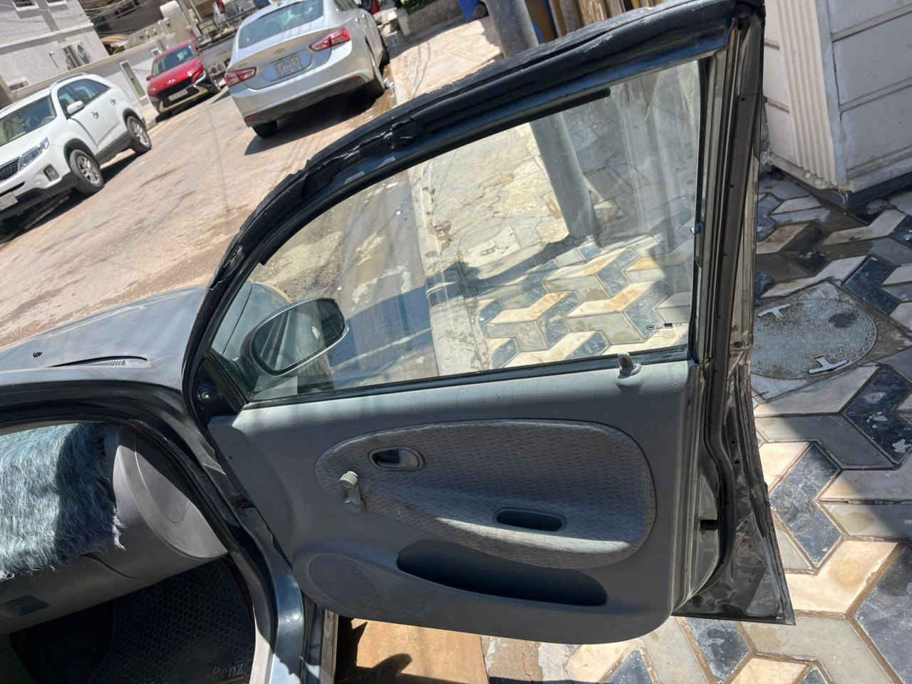 للبيع كيا ريوا موديل 2001  كير اوتماتيك 
محرك 1600 رقم بغداد دولي باسمي
العنوان بغداد شهداء للبياع 
السعر 31$
للاستفسار  ***********
