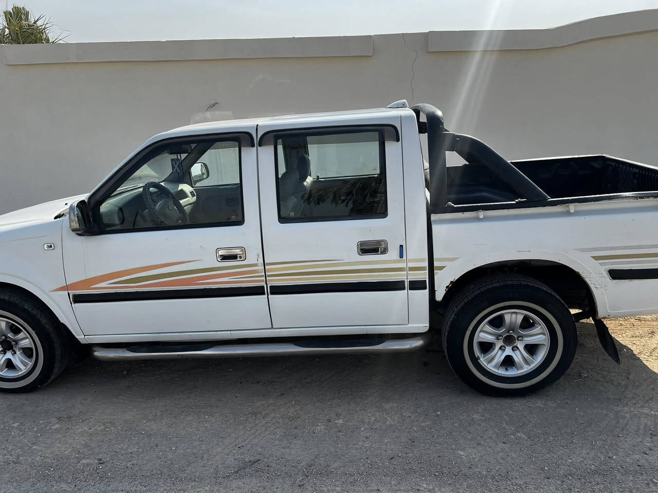 للبيع بيكم جنبي 2010
سياره نضيفه كلش ومكفوله من تبديل وصبغ ومحرك وكير مكفول 
رقم بغداد مميز رباعي 
مابيها نقص برغي استخدم مال بيت 
سعر 55 وبيها مجال 
مكان سياره بغداد 
استفسار ***********
