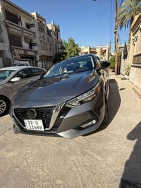 نيسان سنتره 2023 توكلر فئه SR  سياره جديده كلش    سونار مرفق مع الصور+...