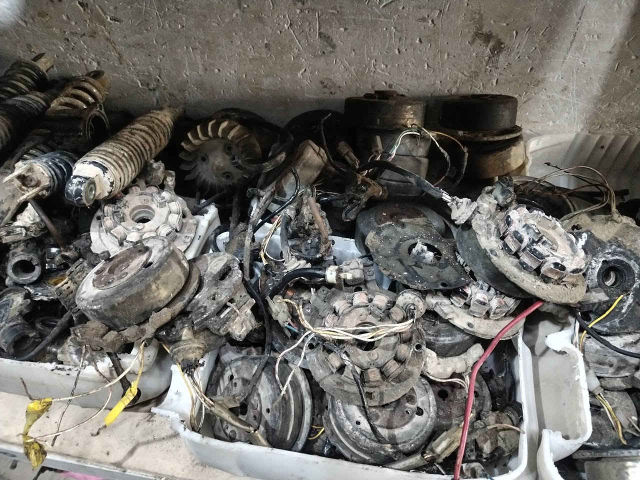 سلام عليكم كلشي موجود تفصيخ وجديد مكاين ماكس شرك طابوكه كلشي موجود محركات شغال وطافي محل علاوي ابن محمد سماوه خشابه مقابل سفان شراي يجي للمحل ويدلل


**إذا كنت صاحب هذا الإعلان وتريد حذفه لأي سبب، رجاءا أرسل رسالة إلى الدعم الفني**