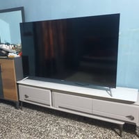 📺 للبيع شاشة سمارت LED مقاس 65 بوصة – بحالة ممتازة للبيع شاشة سمارت LE...