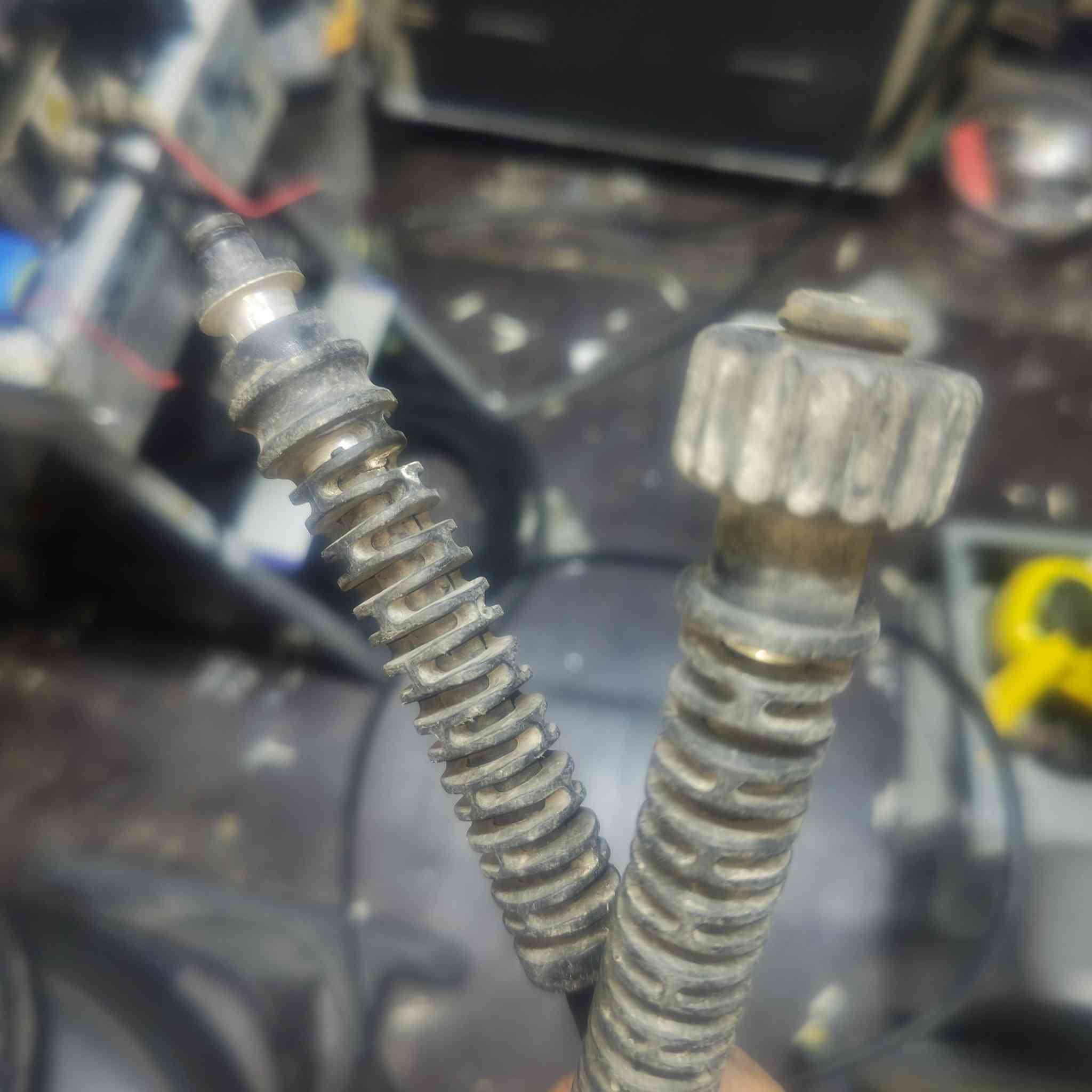 صونده كارجر 3 متر بسعر 10 الاف صونده ضقط عالي مسلح 250 بار طول 10 مترات مع مسدس 45 الف صونده كبس طرفين جديده لوك 25 صونده الاخيره 3 متر جهة براص معرفتها ماليش بسعر 10 الاف اسعار قفل


**إذا كنت صاحب هذا الإعلان وتريد حذفه لأي سبب، رجاءا أرسل رسالة إلى الدعم الفني**