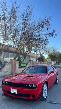 جالنجر 2023 last call  ماشيه 13 الف الحادث جاملغات ثنين اماميه وجزء من...