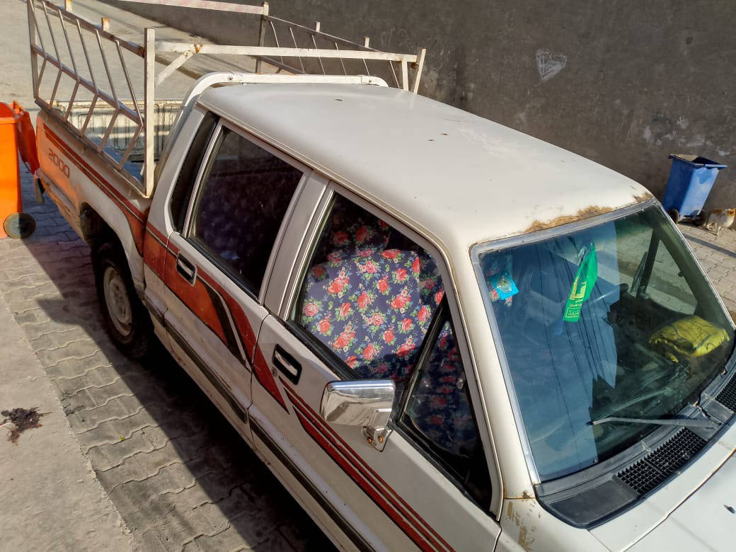 السلام عليكم ورحمه الله وبركاته 
اللهم صلي على محمد وال محمد الطيبين الطاهرين 
 حياكم الله اخوان بيكم مستيبوشي موديل 92 
دبل قماره رقم الإنكليزي بغداد السنويه جديده
 لحد 2030 تحويل ثاني يوم أنشأ الله السيارة
  بلاديه كانت ضامينه تخم تاير مع اسبير جديد
 مكينه بلاديه وين تريد
اتراي مفتوح الك الطريق تجي وشوف السياره اذا مو بلاديه 
كروتك مال الجيه عليه السعر 36ورقه نقص بس دوشه الكاعيه والجعمقه الستيرن تبدل زوج جبنات 
واذا تحب تعرف تفاصيل اكثر اتصل على الرقم الهاتف 
*********** مكان السيارة بغداد الشعب حي أور
