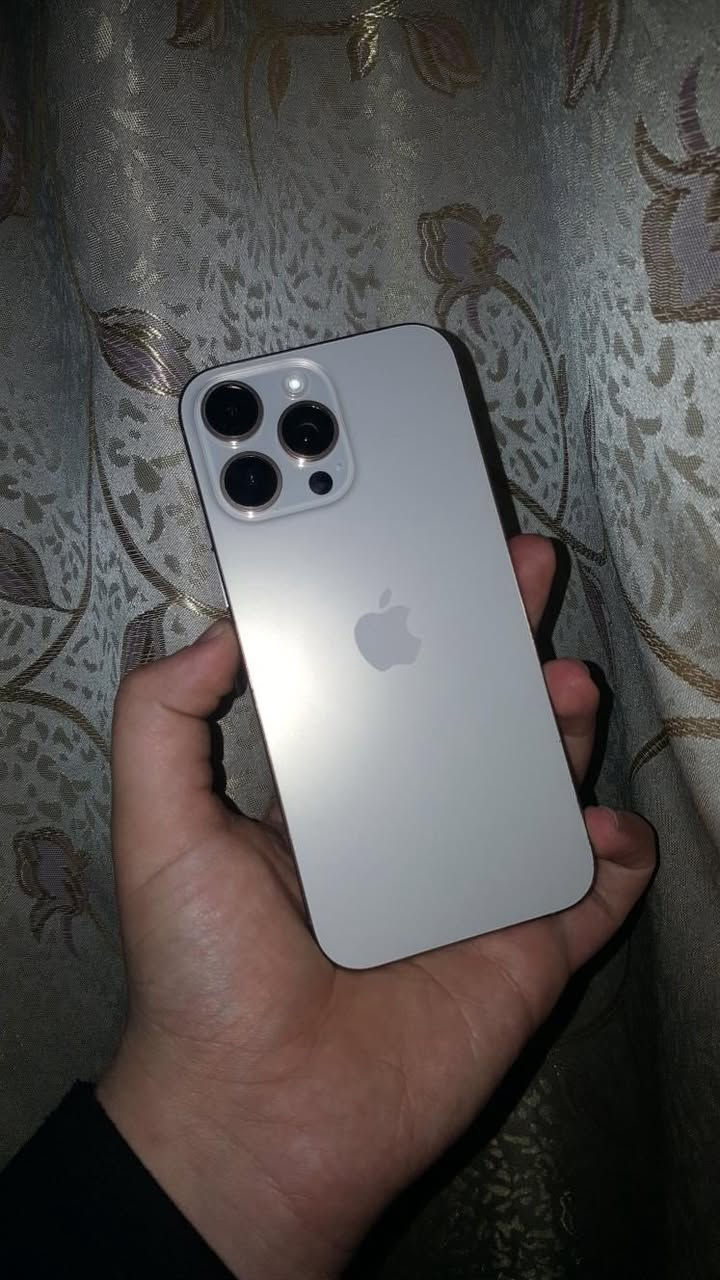 ب 750 الف فقط ..

16 برو ماكس 
ذاكرة 256
بطارية 93
كامراته شرط زلال 
فيس ايدي شغال 
جهاز كلش مرتب

مستبدل شاشه كلش حلوة  نوعيته شرط الفحص+ شاصي مال تفصيخ من جهاز ثاني

رمادي شارع الأطباء فرع الشعبية مجاور دكتور حاتم الهيتي 

مصطفى الراوي // ***********
