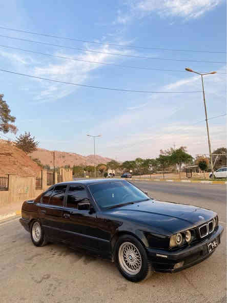 سلاوی خوای گەورەتان لێبێت BMW 525 دیجتەڵ مۆدیل 1993 ئارم پلاستیک هەولێر ئارمو ئەوەلیات بەشەرت دوجام کارەبای قوفلمەرکەزی گێر تۆماتیک کارەبای گشت گیانی ئیشەکات هەموقەلبی مەزبوتو توندو تۆلە ناوخورفەی زۆرخاوێن ماوەتەوە لایت عاڵقە یەک جەمپی پێشی هەیە لای سەیاق بێناو گرتن بێخایس بۆزانیاری زیاتر پەیوەندی بکە ژ.م *********** شوێن کۆیە نرخ45 كويسينجاك
