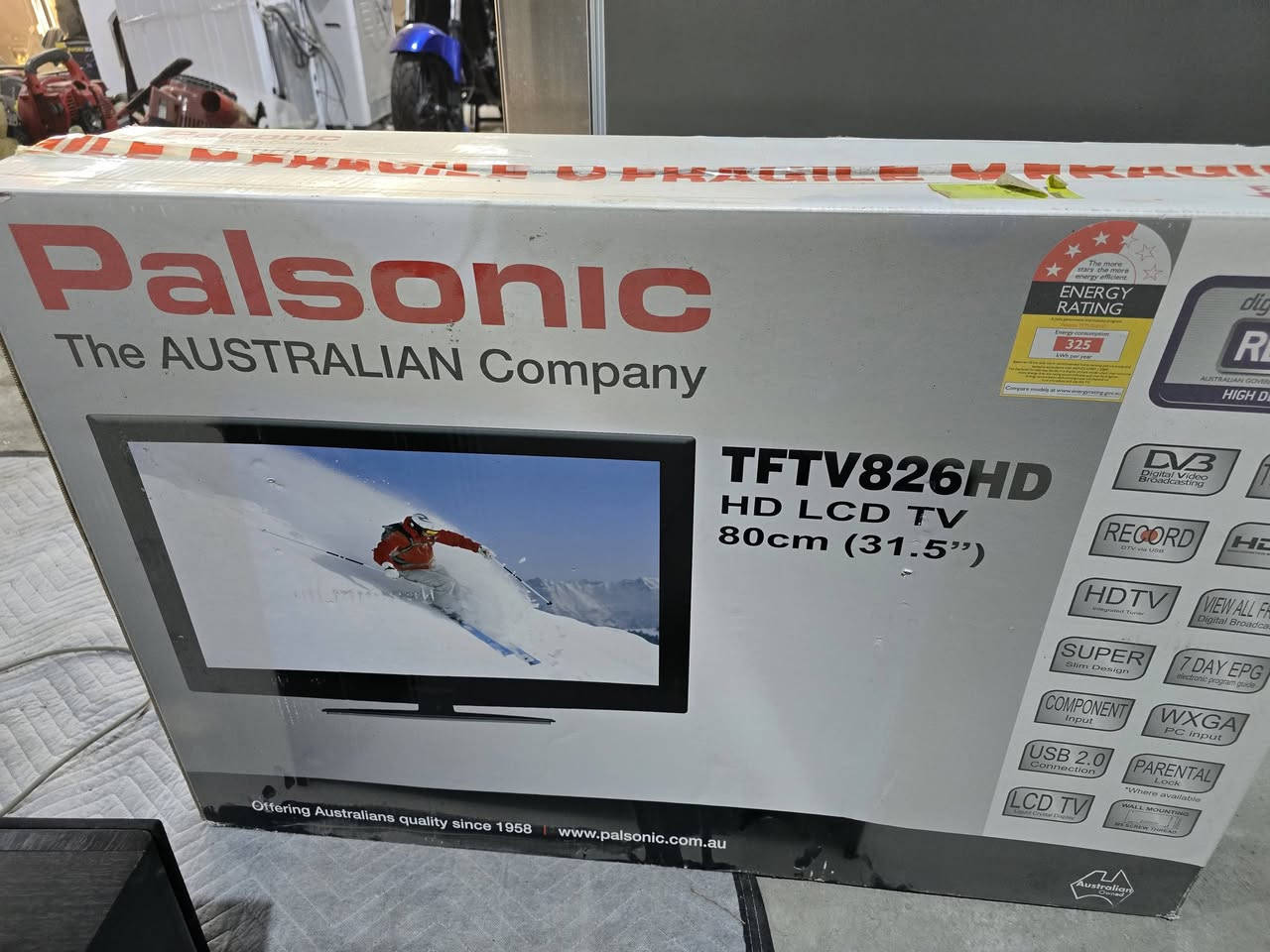 شاشه. بلازمه. ماركة. باناسونيك. استيراد. استراليا. مكاني. سماوه *********** حجم. 32.   موصفات. جديد. مع ريمونت مامستخدم.
