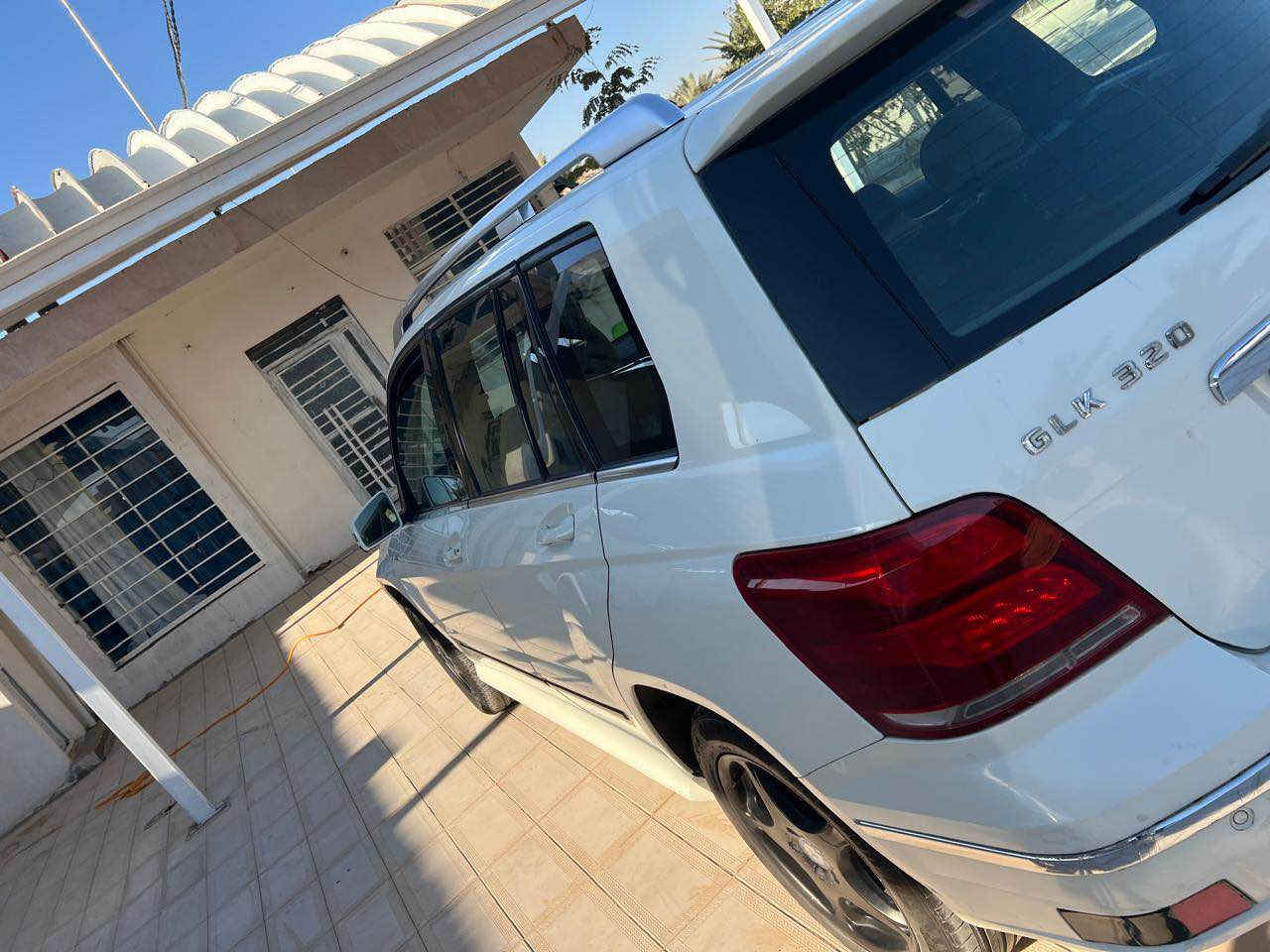 مرسيدس بنز 330 Mercedes Benz    Glk 
موديل 2009
رقم أربيل هزه جديده. رقم دولي 

السيارة نظيفة جدا 

2 بصمة معاها 
داخل اسود جلد 
شاشة تحديث من شركة مرسيدس 
شاشات خلفية
خمس ابواب بصمة 
تدفئة كشنات أمامية
محرك   3500  Vvti
6 سلندر
سيدي جنجر 6 أقراص
شاشة كبيرة وسطية وكاميرا خلفية 
حساس مطر
نظام اقتصادي
ليد أمامي
تحكم ستيرن 
مثبت سرعة 
ويل كب 20
بانوراما  2 فتحه 
تخم تاير جديد مع ويل اجنبي 
و بطاريه جديده 
صبغ ربع بنيد 
الباقي مكفول 
اعلى فئه. ب Glk 
السعر ١٠٢ ورقه بغداد, العراق


**إذا كنت صاحب هذا الإعلان وتريد حذفه لأي سبب، رجاءا أرسل رسالة إلى الدعم الفني**