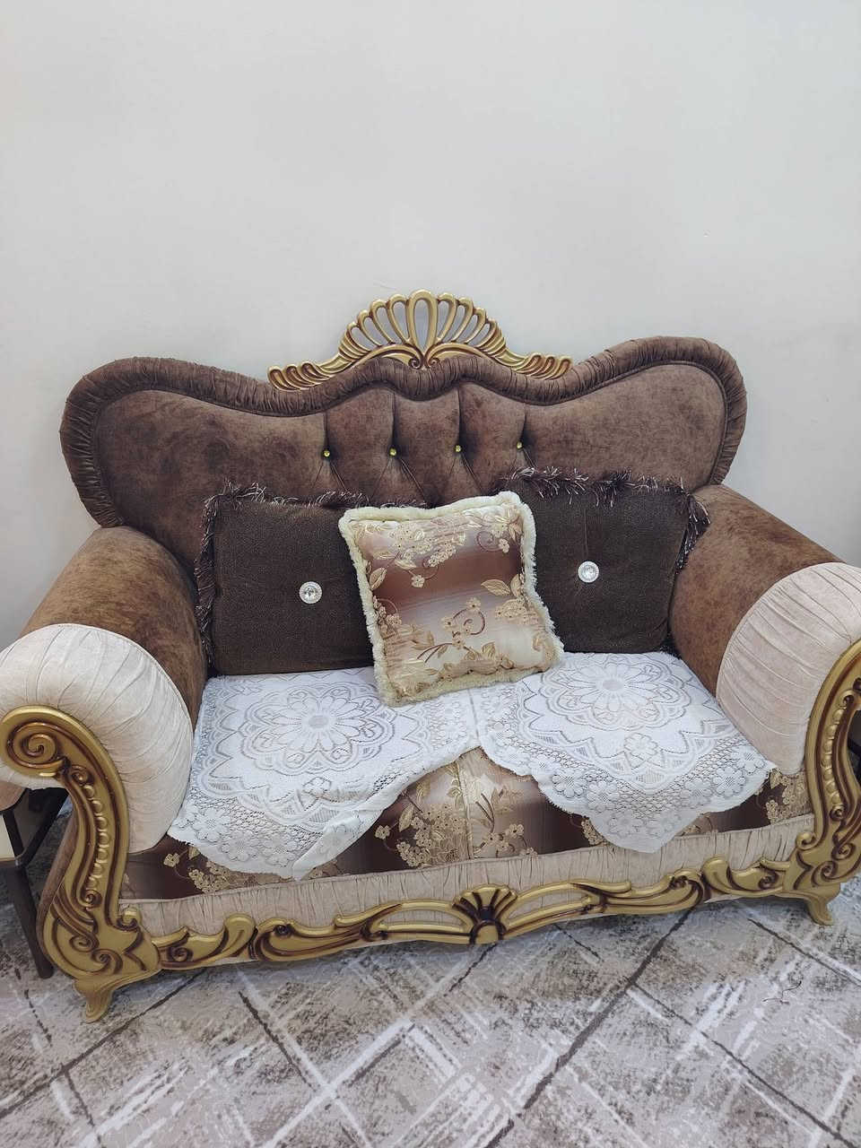 سلام عليكم تخم 10 نفرات نضيف كلش ستعمال قليل البيع هاده رقم الموبايل ***********
