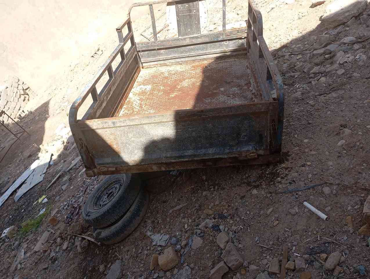 بدي ستوته للبيع عوزه بس صبغ  لا خياس ولا شي مكاني فلاحيه ***********
