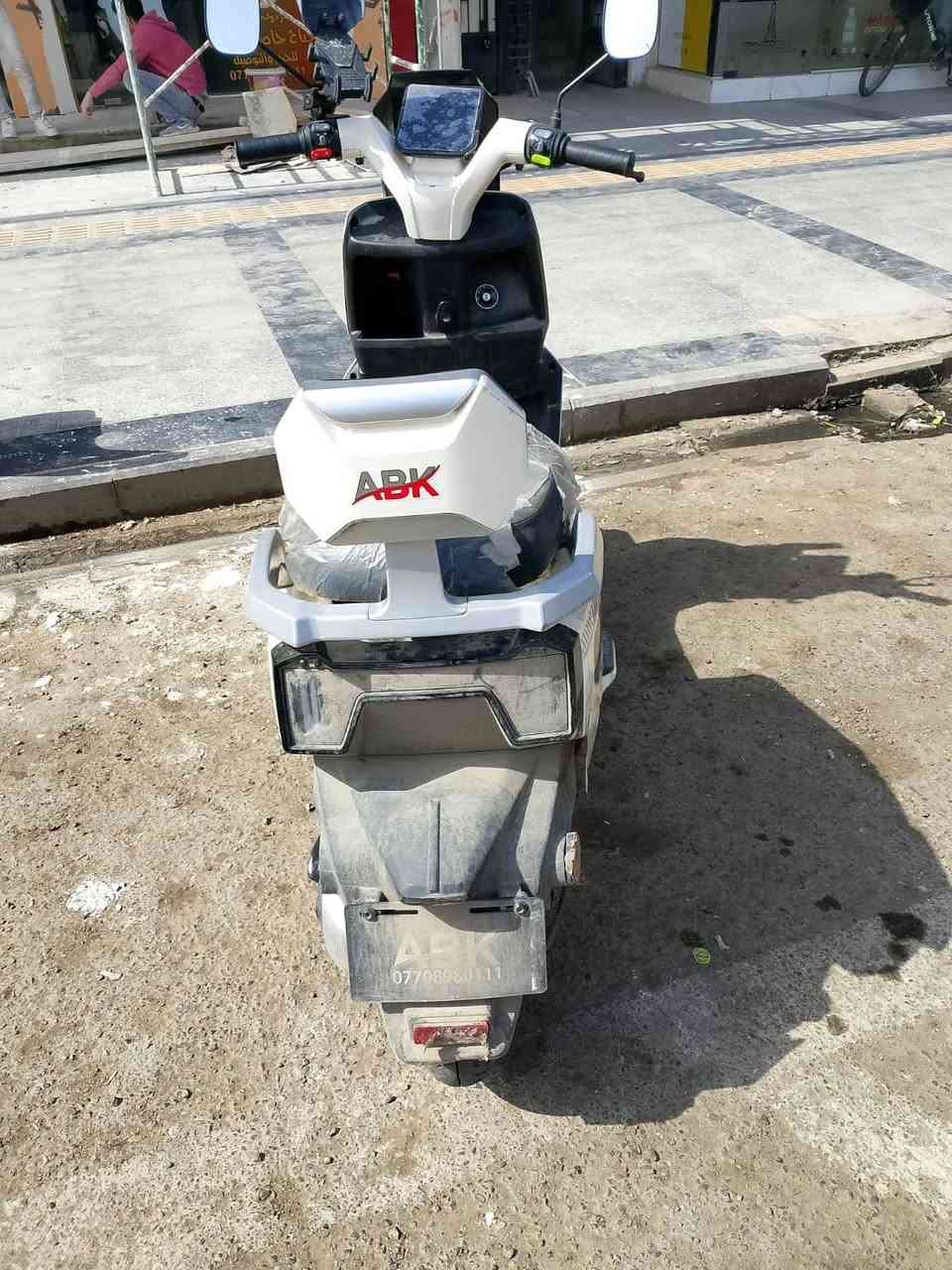 ماطور ABK
جديد بترابة سعرة بالسوق اشتريته ب  ١ مليون و ١٥٠

بعده بترابة مستخدم ٤ شهور

سريع بطاريات ٦ مسطرة

٦٠ كيلو يمشي كل شحنه

سرعة تحكم

لايتات زينون عالي ناصي

تشغيل بصمة وان اف سي

اي بي اس

يتحمل ٢٠٠ كيلو وأكثر

صندوق عميق

حاملة أغراض

يو اس بي شحن

تايرات كبار

ملف ٢٠

٣٢ امبير

نظيف استخدام قليل

*********** للاستفسار تواصلوا
