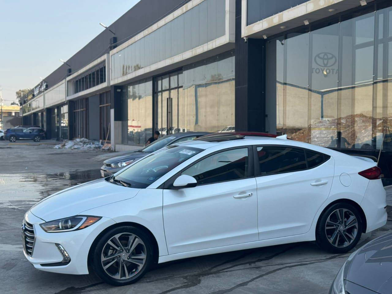 النترا  2018 فول 1 علئ 1 لمتد بصمه فتحه رادارات خلفي امامي وجانبيه مري شفط شاشه كبيره كشنات تتدفئه ويل 17 لمتدد حساسات كامره خلفيه دوارر
اشاره ترحيب عند الاقتراب 
صندوك ذكي عند الاقتراب لايت زنون 
رقم اربيل بسم ولد صديقي تحويل مباشر 
حادث امريكا ربع بنيد بيها قطعه كلير امريكا وبيها ب السقف شبر صبغ اثر تگشير ***********
