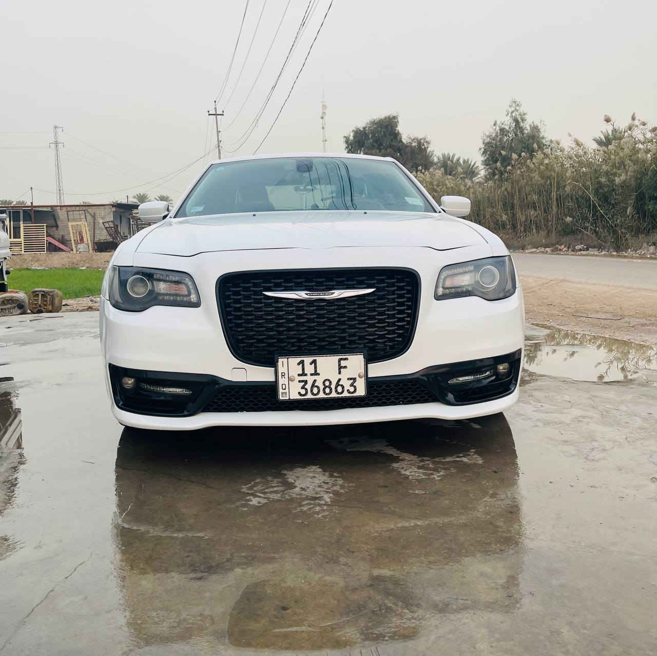 اوباما 2018 بدون حادث فقط دعاميه الاماميه مبدله
رقم بغداد الجديد  الإنكليزي

بسمي تحويل ثاني يوم

بيه بارد 4 أصابع جوه قبق بانزين

وشخط بل باب خلفي مال عبري مبين بصوره

والباقي كفاله بدون ايرباك 

بجم عريض

ويل 18 مكسيكي 

داخل جلد أسود

تو ويل

ماشيه 93

السياره استخدام شخصي

 مامشتغله خط السياره جاهزه

من كلشي ماتخسر عليه أي شي
السعر 245 وبيه مجال

*********** @
