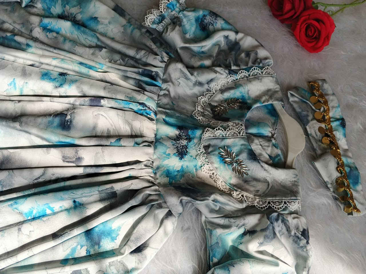 حسب طلب ❤️❤️
لكركيعان  3قطع
لقماش 
ستن ناعم خاص بل مخاوير


**إذا كنت صاحب هذا الإعلان وتريد حذفه لأي سبب، رجاءا أرسل رسالة إلى الدعم الفني**