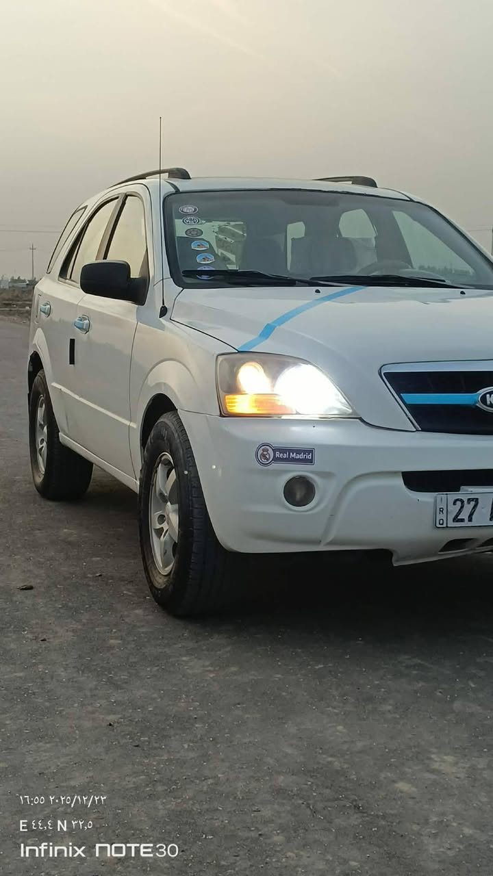 كيا سورنتو موديل 2009 وارد خليجي مكينه وكير وحداديه بالكارتون سياره جديده كل نقص مابيه مكينه ناعمه لاتبخير ولاء تنقيص سياره مال جناي الف ماذب عليه غرفه جديده شاشه جبيره  حساسات خلفيه  رقم نكليزي  مشروع وطني تحويل مباشر  مكينه ٦ سلندر سياره متجايه صفحة وحده فقط مكفوله سعرها 74  وبيه مجال هذا رقمي *********** مكاني بلحله مركز المدينه  بيع مستعجل شراي يتصل وبيك خير وتدل
