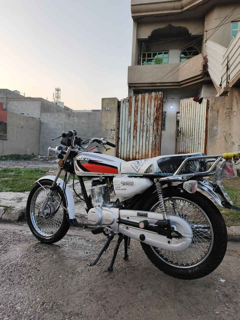 ماطور إيراني للبيع تايكر
نظيف جداً
السعر ٧٠٠
***********
