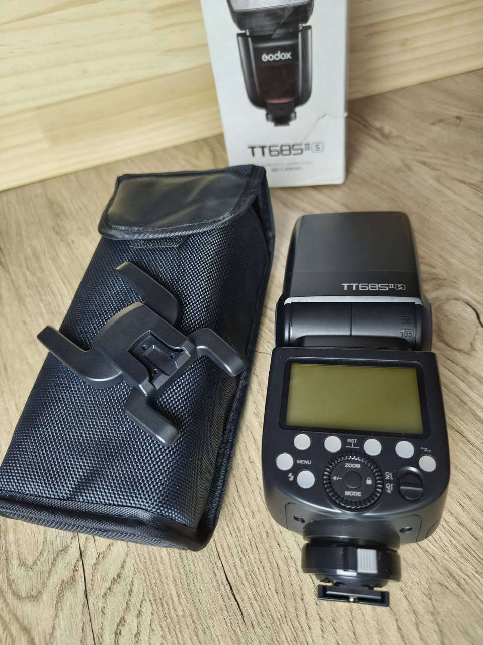 جودوكس تي تي 685 إي-إس فلاش لكاميرات سوني ، وهو سينك سبيدليت عالية السرعة.
وظيفة تل: يدعم التحكم التلقائي التعرض فلاش لتحسين الكفاءة. 
مزامنة عالية السرعة: قادرة على مزامنة سرعات تصل إلى 1/8000 من الثانية. 
رأس قابل للتدوير: يمكن أن يميل رأس الفلاش من -7 إلى 120 درجة ويدور 330 درجة لإضاءة ترتد مرنة. 
نظام لاسلكي: يتميز بنظام راديو مدمج 2.4 جيجا هرتز للتشغيل اللاسلكي. 

💢💢💢 بي كسر بالقاعدة تتبدل 💢💢💢

كل هذا مع الملحقات 20 الف بس ✅

للتوآصل 

اتصل على : ***********

او رآسل تلگرام: @voice_7s
