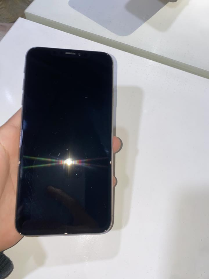 السلام عليكم
أيفون x s max للبيع 

ذاكره 64 
تك سيم 
بطاريه 77 اصليه 
الجهاز شاشه مبدله وضهر مكسور فقط 
فيس إيدي شغال 

سعره 165 ألف


**إذا كنت صاحب هذا الإعلان وتريد حذفه لأي سبب، رجاءا أرسل رسالة إلى الدعم الفني**