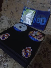 بلاي ستيشن فور سلم للبيع 07827344360