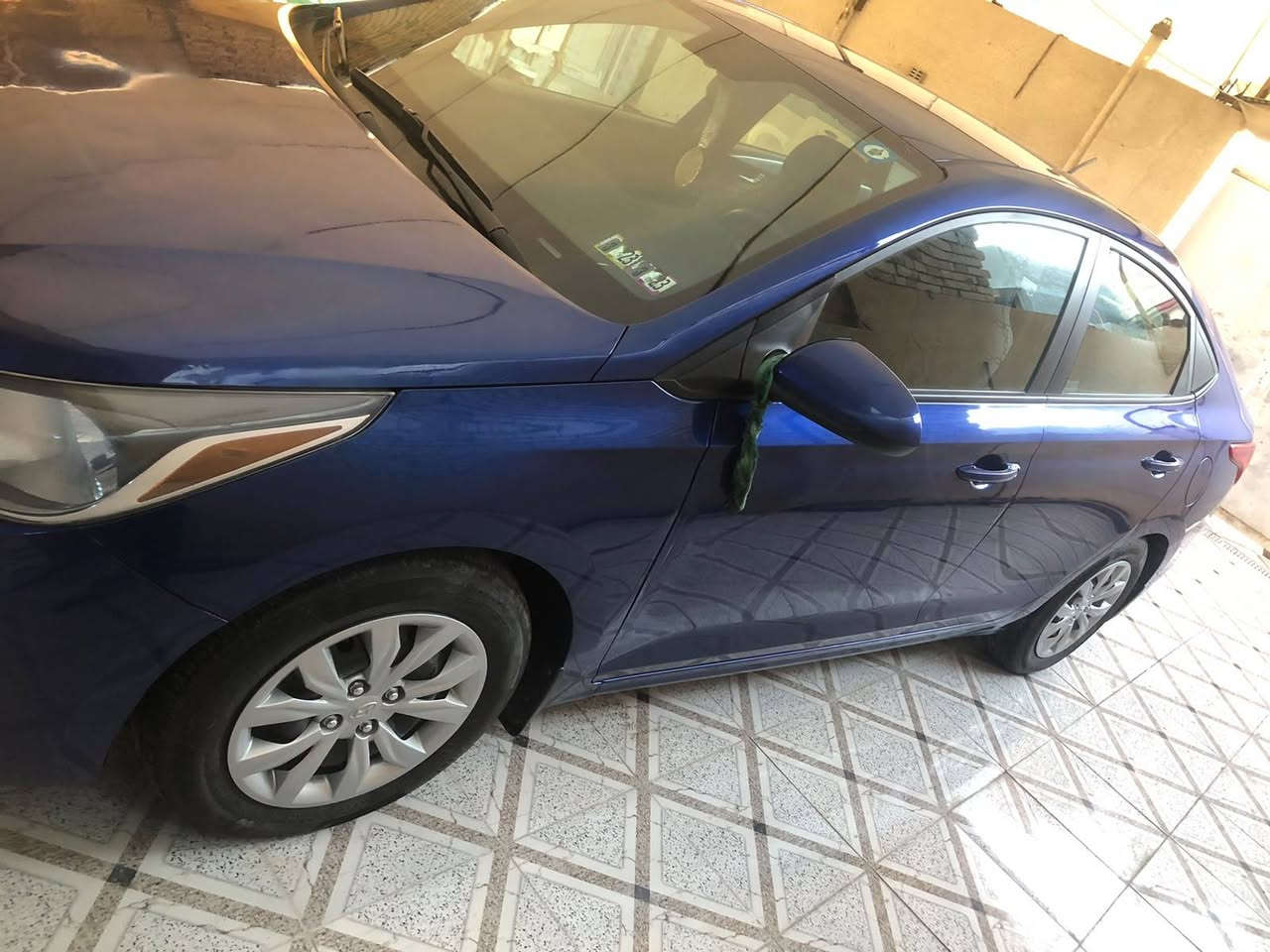 سلام عليكم
اكسنت موديل 2021

السيارة جديده كلشي ما ناقصها 
ضربتها شويه بالبنيد مصلح ع البارد
ماشيه 37 ألف
السيارة باسمي 
رقمها الدولي الجديد 

محرك 1600 دوش
تواصل. واتساب***********فقط واتساب
