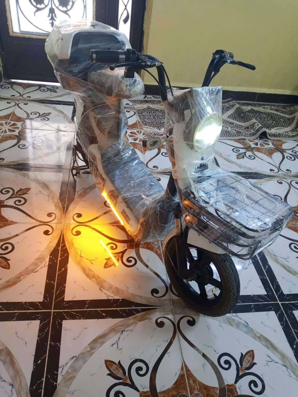 باسكل شحن نضيفه اي عيب مابيه حجم 14 السعر 130 وبيه مجال الشراي يخابر ***********
