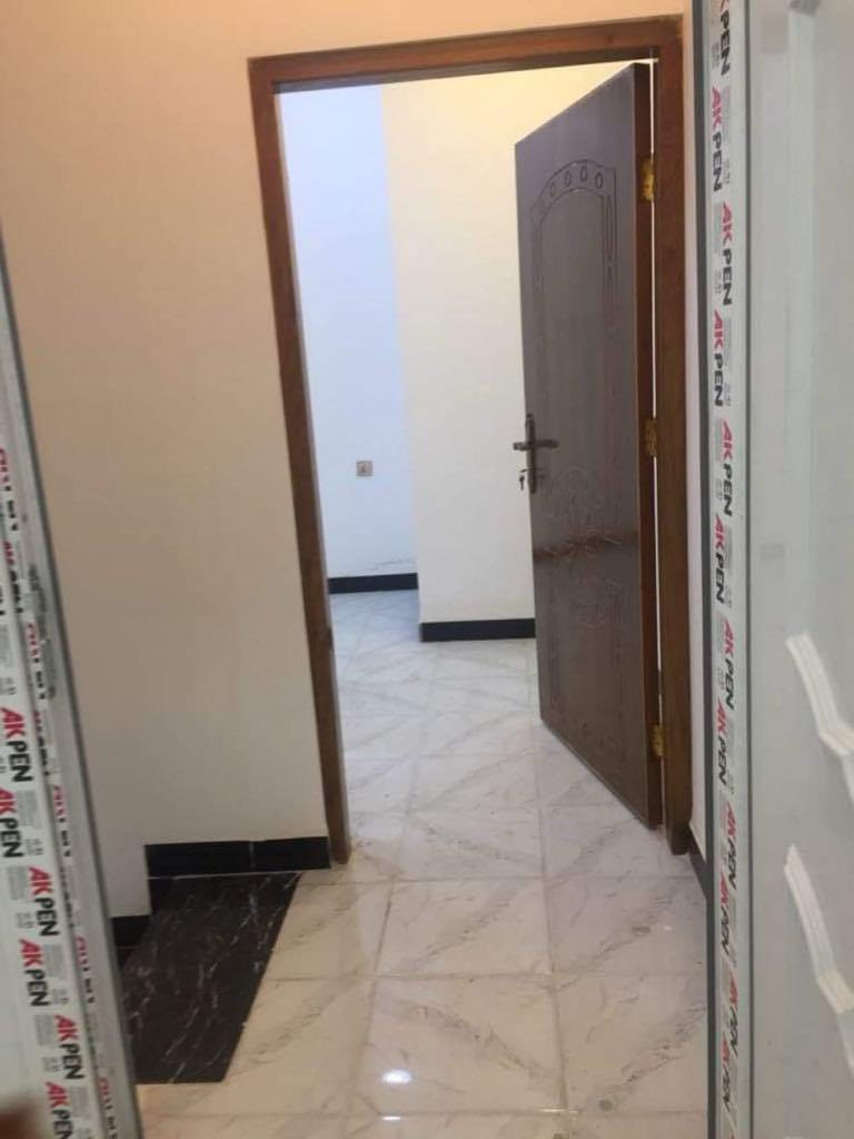 مشتمل طابق اول معزول زيرو للايجار في عرصات قرب سده تفاصيل غرفتين نوم كبار سويت وصاله ومطبخ وصحيات وبالكون سعر الايجار ٧٥٠ الف سكني فقط للاستفسار ***********
