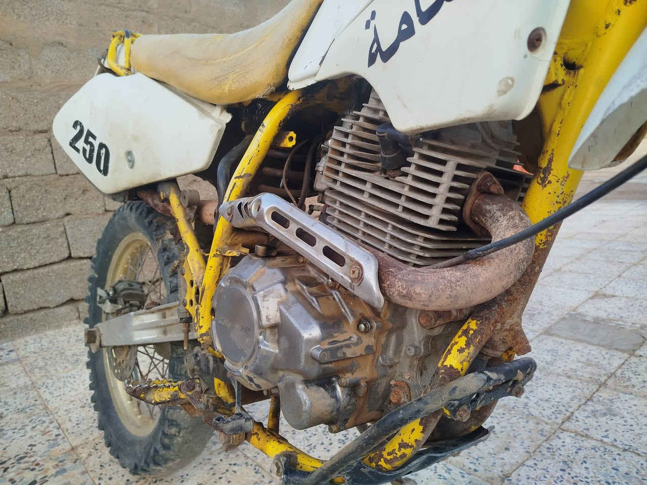 للبيع محرك CRX لا تنقيص لا تبخير ما مفتوت  السعر 450   لعنوان كوت بدره جصان رقم ***********
