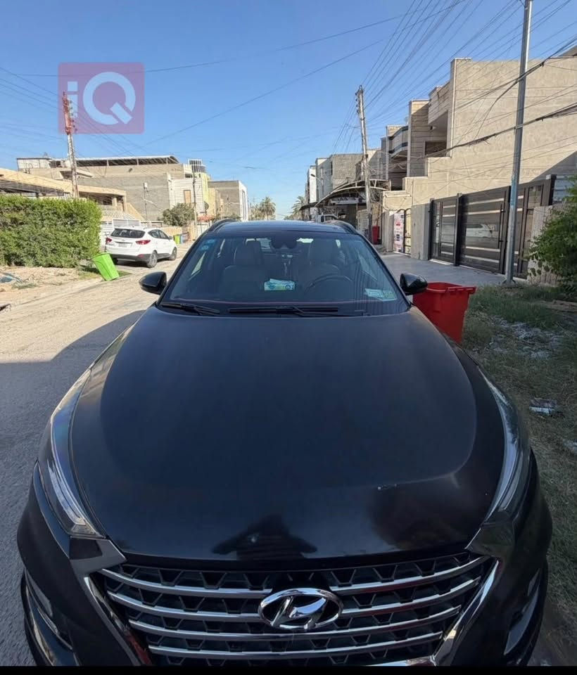 ال السلام عليكم،

هيونداي توسان 2021 وارد أمريكي، فل مواصفات:

* سقف بانوراما
* كاميرات 360°
* رادار
* ماشية 61 ألف ميل

السيارة بحاجة إلى :

* تبديل جك كهربائي للصندوق
* فرمتة للشاشة

الموقع: بغداد.
السعر ١٧٣
رقم التواصل ***********
