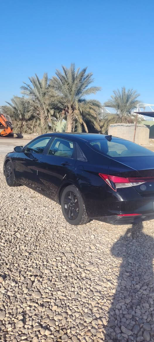 السلام عليكم النتره موديل ٢١ محرك ٢٠٠٠ مكفول من التبخير والتنقيص والراجز والفتح فول موصفات عد الفتحه بصمه تبريد لمس حساس أمامي خلفي رادارات اماميه جانبيه توقف ذاتي تحديد مسار شاشه كبيره كار بلي رقم بغداد باسمي سنويه وهزه جديده حادثه كلش بسيط والسونار مرفق السعر ١٣٣ العنوان ديالئ بعقوبه اتصال ***********
