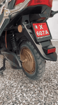 دراجه شحن ماتركس 7بطاريات 🔋البطاريات جدد قبل كم يوم اوراقه كامله مأخذه...