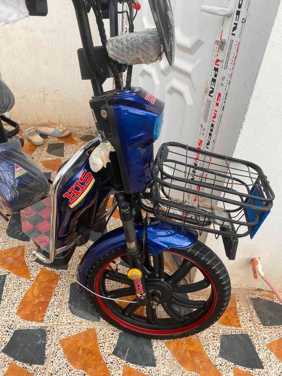 سعره 160للبيع قفل عايزه بطاريات


**إذا كنت صاحب هذا الإعلان وتريد حذفه لأي سبب، رجاءا أرسل رسالة إلى الدعم الفني**