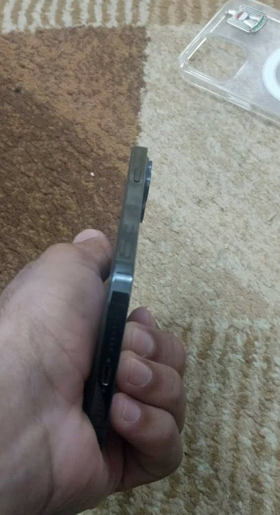 آيفون 12برو ماكس
256ذاكرا
78بطاريا
مستبدل شاشا شرط اصليا 
فيس إيدي واكف 
مكفول كامل 
سعر 425الف 
مو شراء رجاًن لا تعبني 
موقعي موصل جانب الأيمن حي 17تموز تصال عل هذا الرقم
***********
رجاًن اقرأ المنشور قبل لا تعلق
