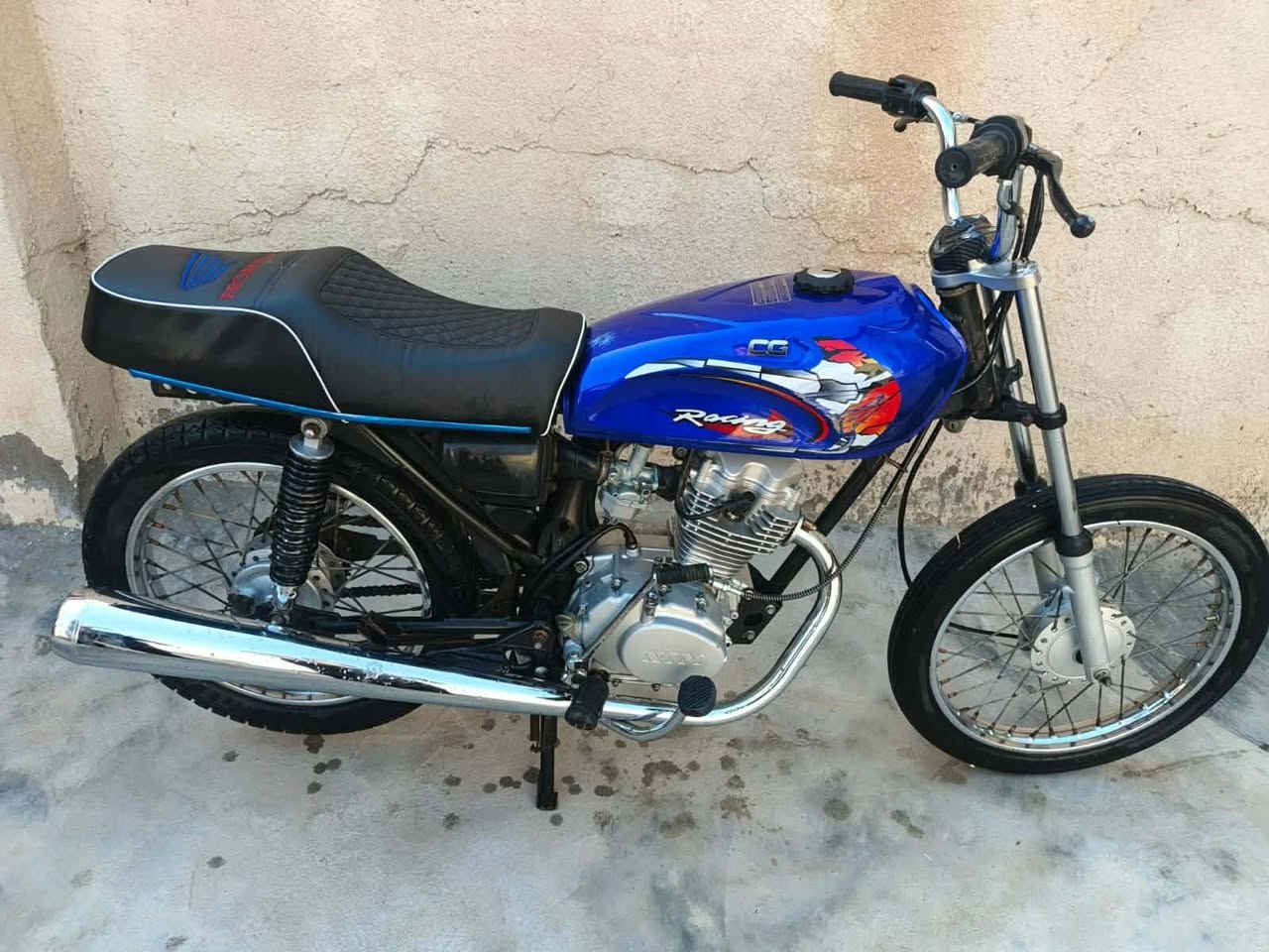 سلام عليكم
دراجه للبيع  بدون اوراق نضافه فول  
سعره 550 وبيه مجال 
 مكاني النواضم البتيره
*********** يولد لدراجه مو مالتي مال ولد بل بتيره انه فاعل خير عليه بس نشرتها أله لحد يراسل خاص
