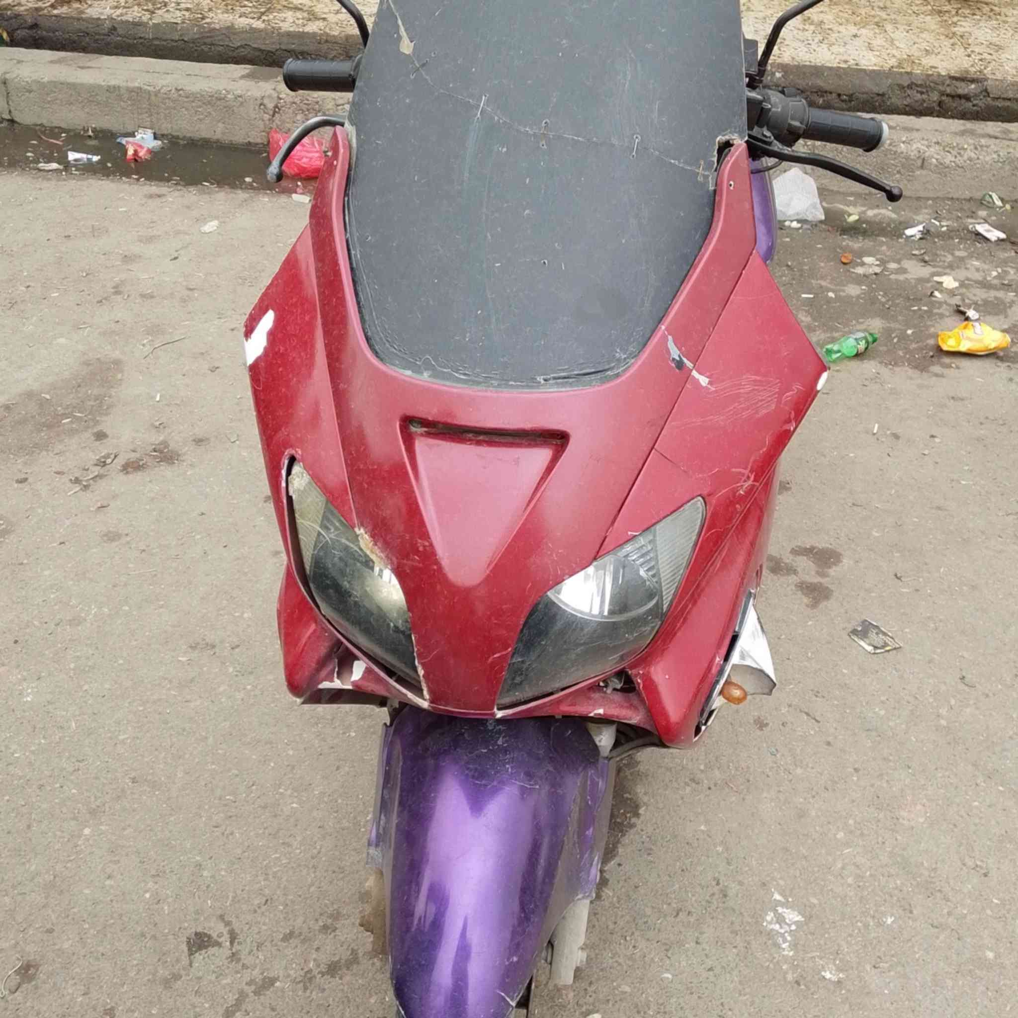 سلام عليكم للبيع فورزة 06شغال كامل كهربائيات كامل شغال نگره سلف مابي اي عيب موديل 2006 سعر 350بي مجال مكاني كركوك متواجد على فيس ورقم***********واتساب متواجد
