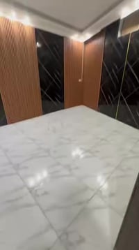 شقة أرضية • الأعظمية شارع عمر • غرفتين