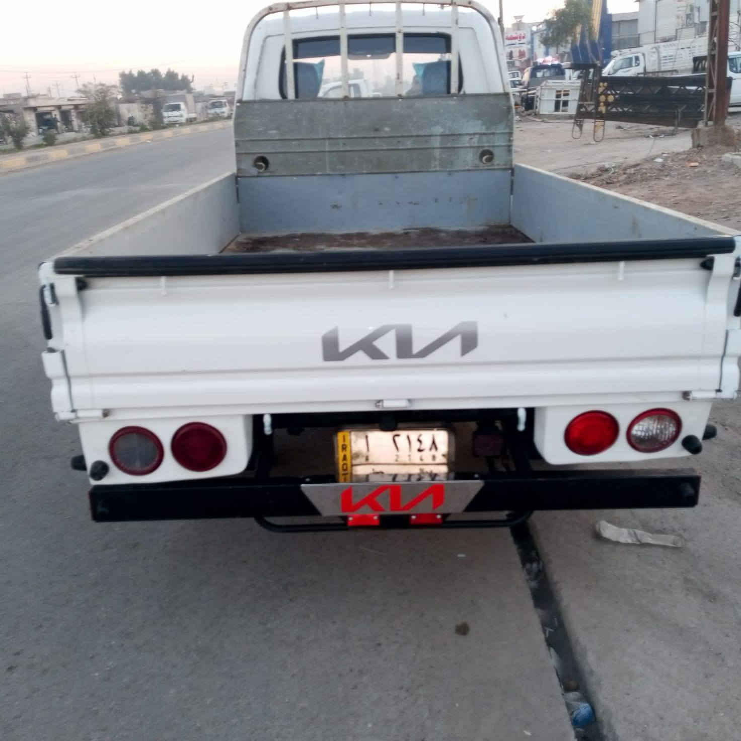 السلام عليكم دمعة 2009سيارة كفالة من الصبغ بلادية فقط بنيد مبدل كير محرك اكسل كلة مكفول سيارة مال جناي عارضها ب88بيها مجال للطيبين مكلف بالنشر الشراي يتصل***********بغداد قرب فلكة حي النصر
