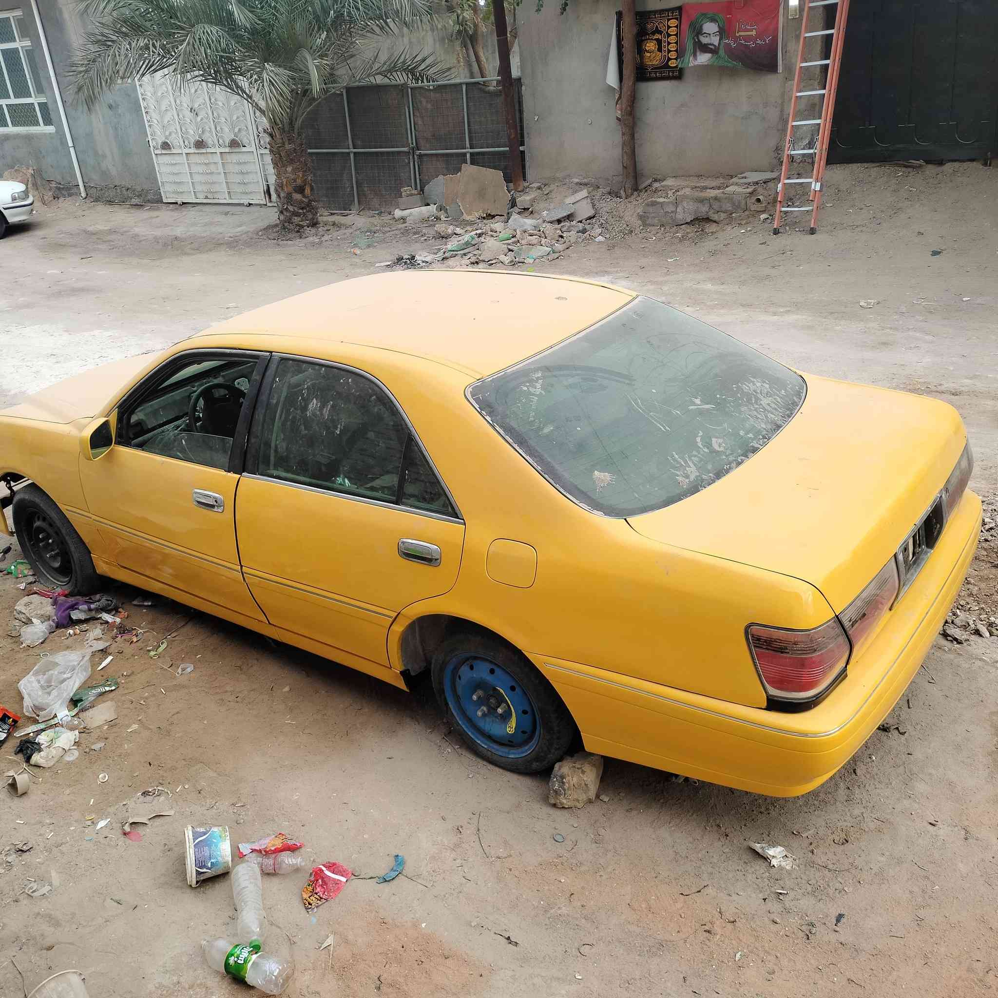 سلام عليكم ملكه تعمير جديد كله جديد من آلاف للياء حاجز إلها على التسجيل الجديد مكانها النجف السياره كصتين تواصل على الرقم *********** السياره باسم مره بطويريج وكاله ثاني يوم السياره حالياً بصناعي يم الدوشمجي مكملها عوزها فقط ماطور جامه السدر وتكعيد السيترين لن دشبول جديد وستيرن جديد السعر 45 بيع أو مراوس حسب القناعه عليها غرامات وهيئة 650 ألف ينزلن من السعر
