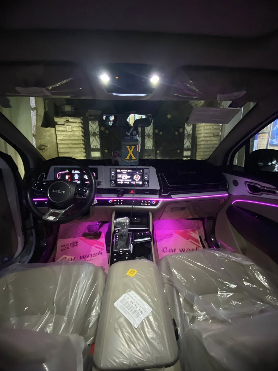 السلام عليكم 
كيا سبورتج 2024 خليجيه كفاله عامه الشركه الدوليه ماشيه 27الف   فول مواصفات بيانو بلاك كفاله من  صبغ بارد شخوط مواصفات معروفه بنوراما كشن كهرباء أناره داخليه متغيره سنويه باسمي السعر 245 مكاني بغداد جديده ***********
